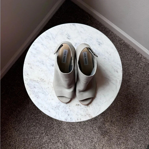 Steve Madden Women’s Nonstp Heel - Stone Gray, size 8 - Picture 2 of 10